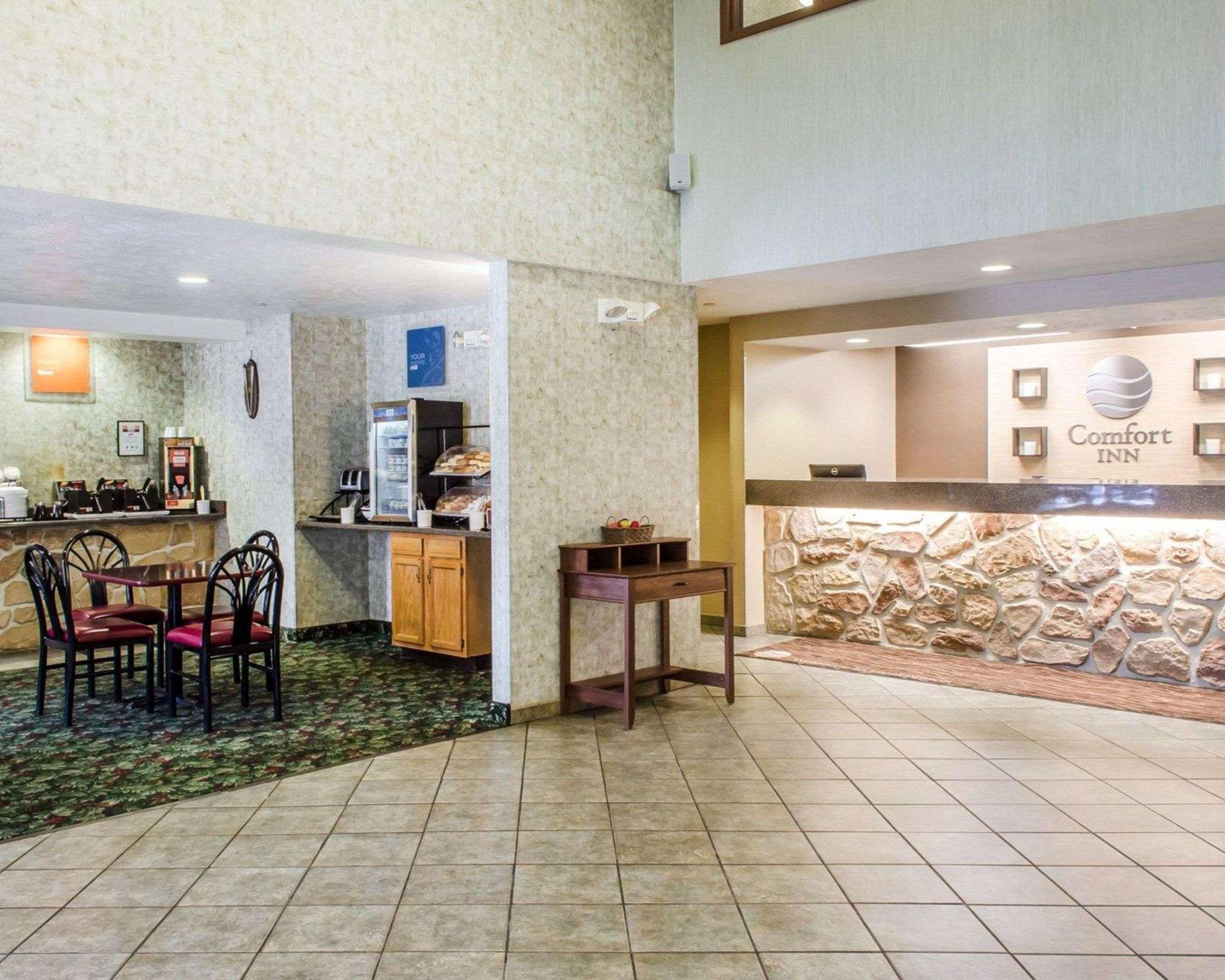 Comfort Inn Huntingdon Exterior photo