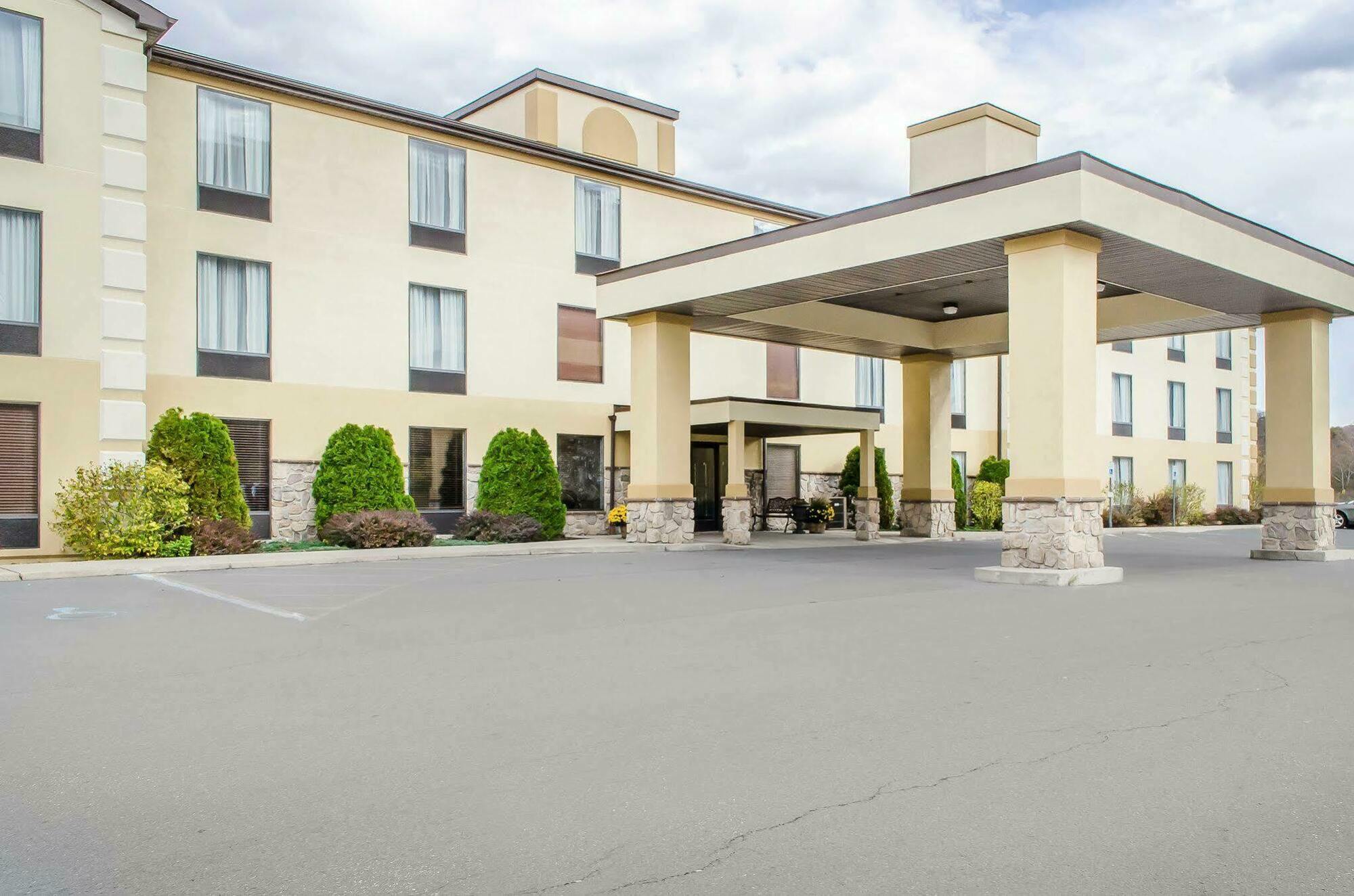 Comfort Inn Huntingdon Exterior photo