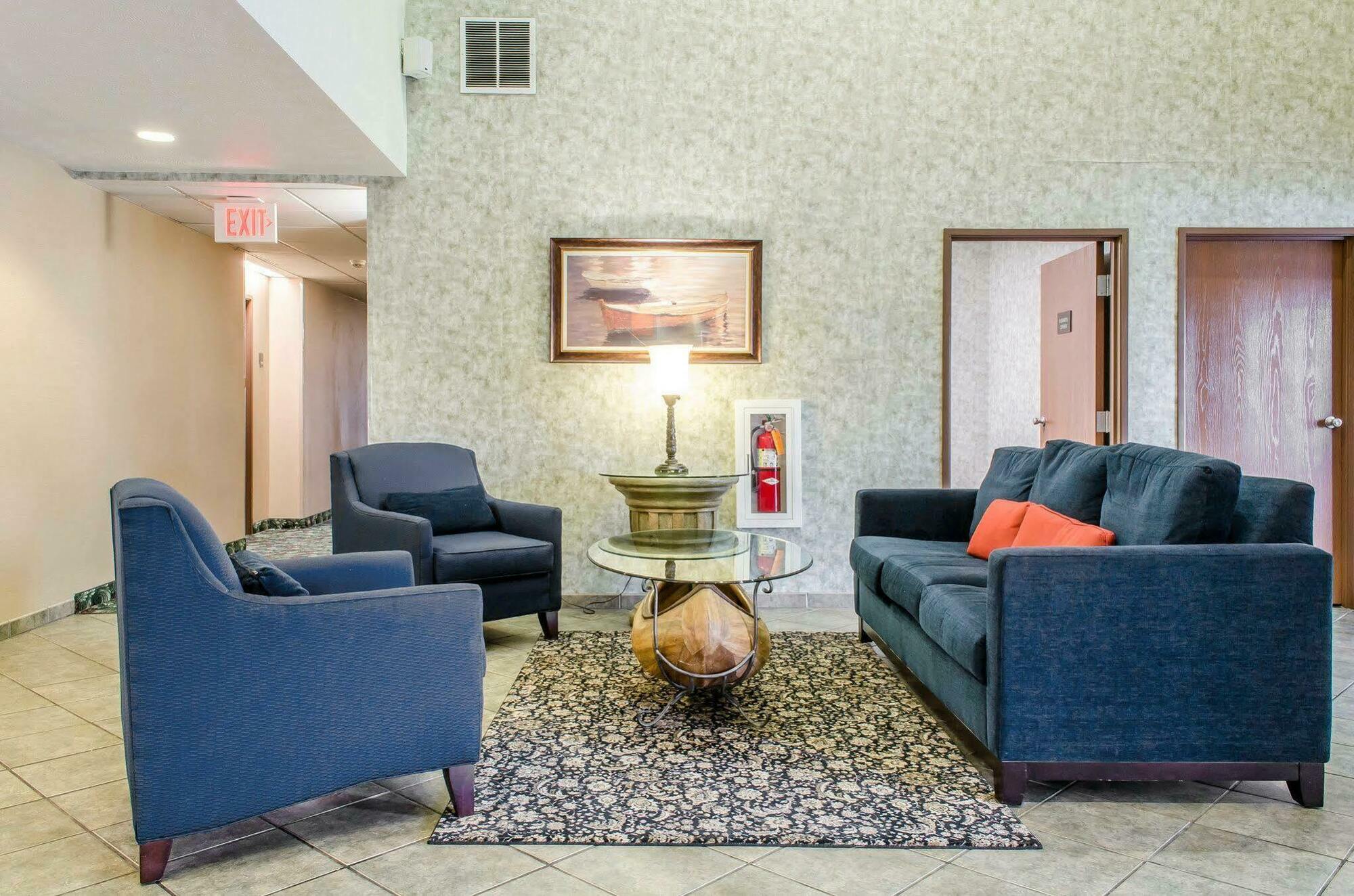 Comfort Inn Huntingdon Exterior photo